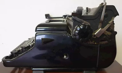 Macchina da scrivere Everest S.T. da ufficio anni 30 - Foto 4