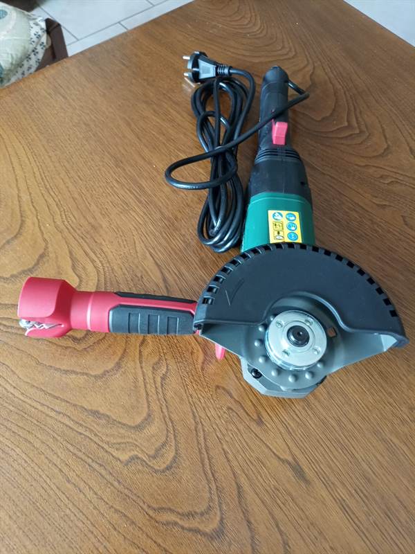 Smerigliatrice Angolare Parkside - Elettroutensili e utensili a Arezzo