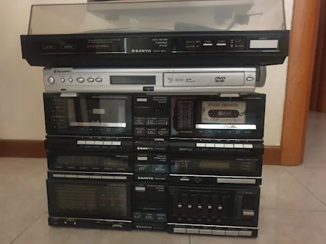 IMPIANTO STEREO SANYO