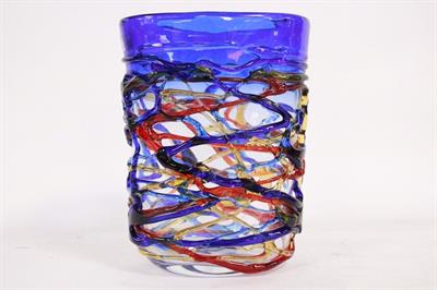 Vaso blu con colate colorate in vetro di Murano firmato