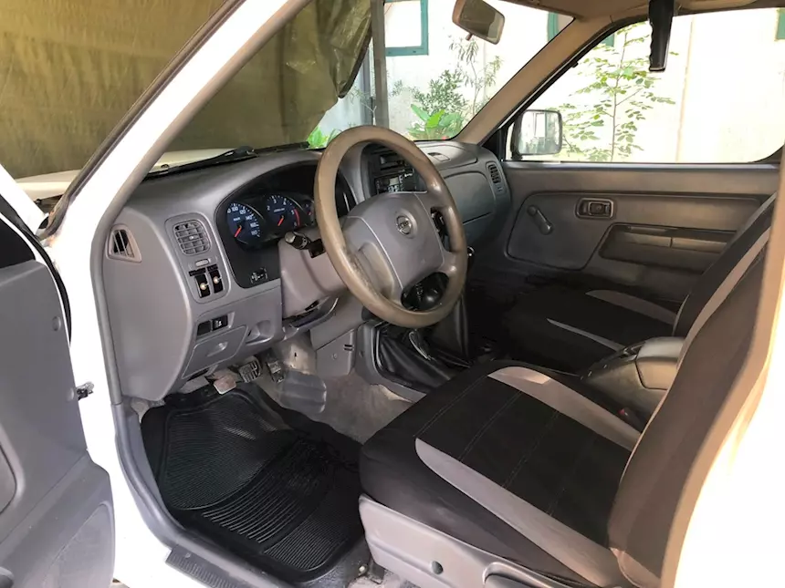 Foto 7Nissan pick-up Navara 4x4 King-cab Autocarro Anno 2005, colore esterno