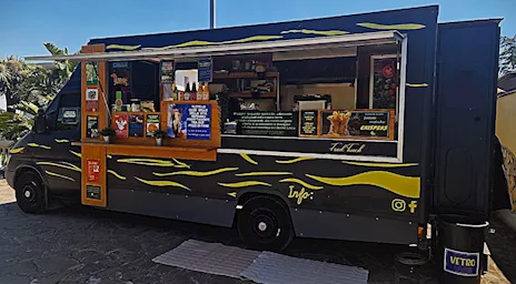 Food Truck attrezzato pronto all'uso