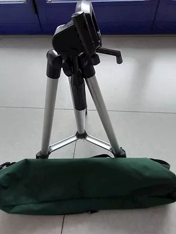 CAVALLETTO TREPPIEDE SL-2111 SUPPORTO FOTOCAMERE VIDEOCAMER