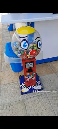 Distributore automatico di palline