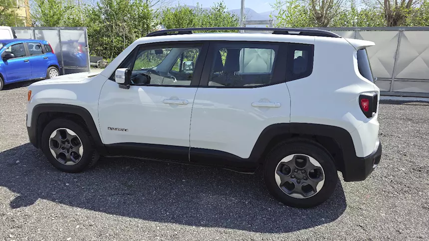 Jeep Renegade 1.6 Mjt 120 CV Longitude Anno 2015 Km 139100, unico proprietario - Foto 3