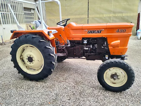 Trattore agricolo Fiat 480