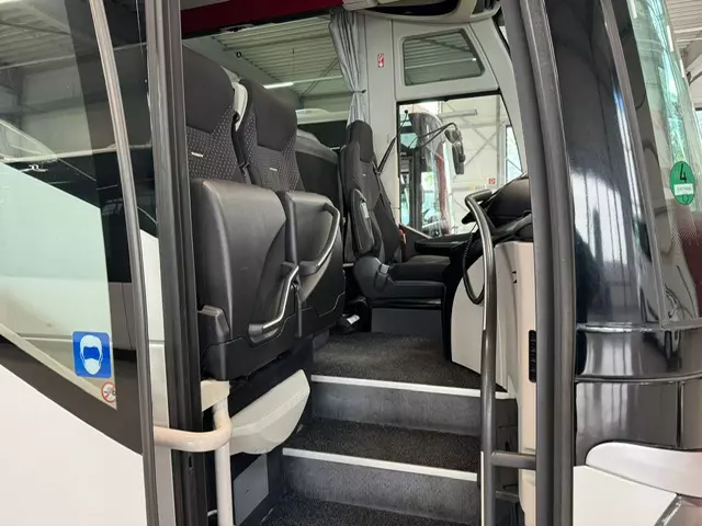 Foto 11Setra S 515 MD, unico proprietario
