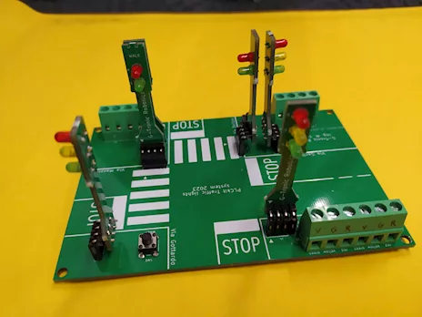 Semaforino in miniatura per esercizi programmazione PLC