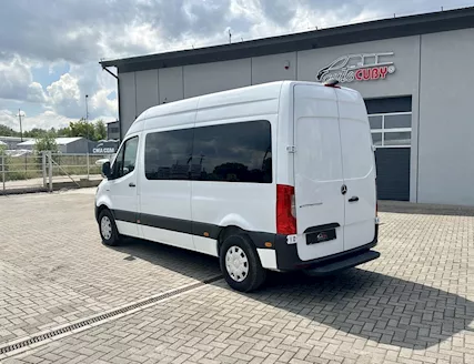 Mercedes-Benz e-Sprinter 100% Elettrico 8+1 posti Km 0, colore bianco - Foto 4