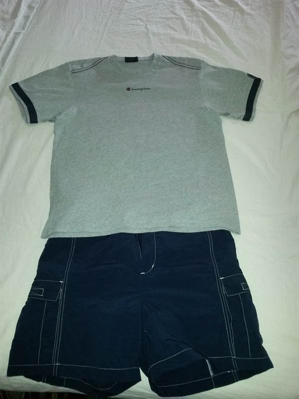Completo Champion maglia+ pantaloncini taglia L, colore grigio