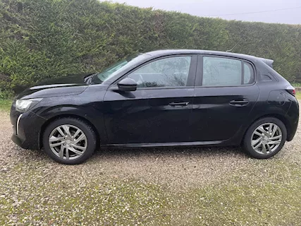 Vendo Peugeot Modello 208 del 2020 Benzina Manuale - Foto 4