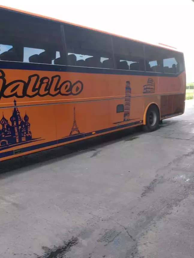 Foto 11VDL Bova Futura Marca DAF Anno 2005 Km 1075000, cambio manuale