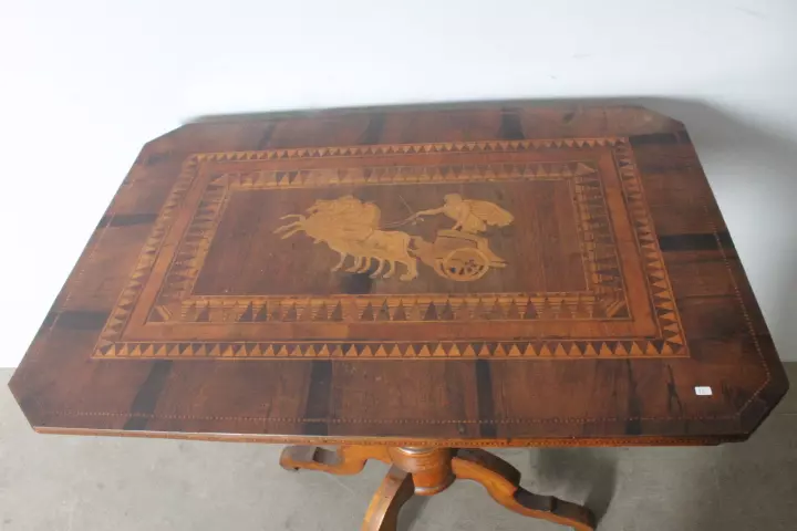 Antico tavolo Sorrento 1860 in noce