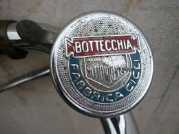 Bottecchia uomo a bacchetta con fregi in ottone