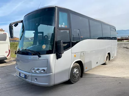New car Magister 33 posti, motore Man