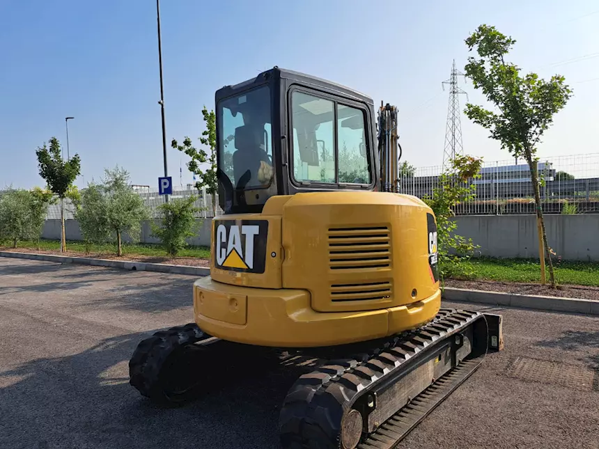 Foto 2Caterpillar 305 5 e anno 2017 Ore 4100 Escavatore
