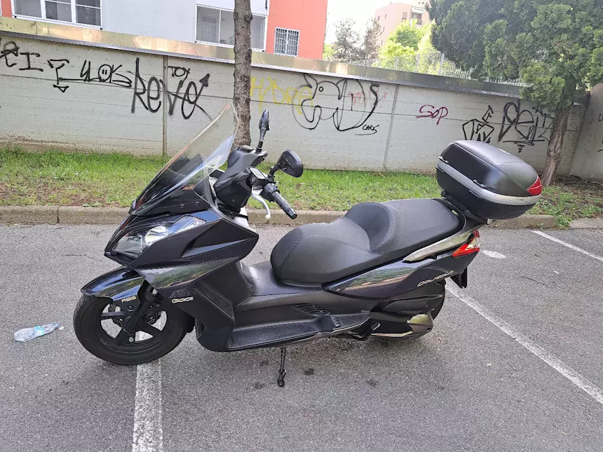 Kymco Downtown 300i ABS da Vetrina