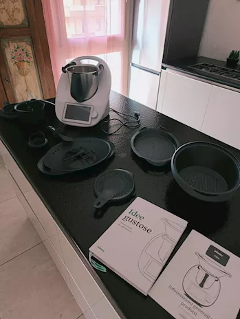 Bimby TM 6 perfetto nuovo mai usato