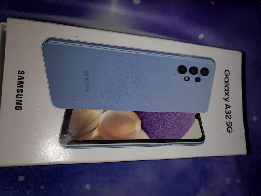2 notebook. + un iphone samsung
