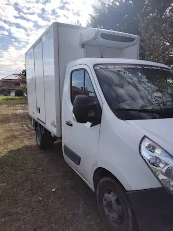 Furgone refrigerato isotermico