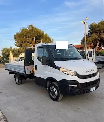 Iiveco Daily 35 C140 Euro 6 D gru e cassone fisso