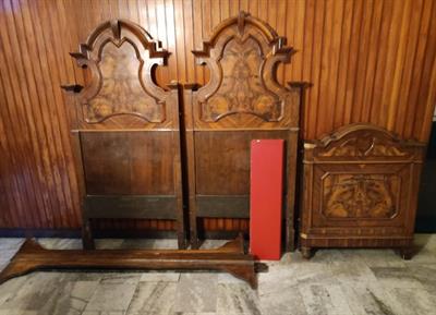 Letto matrimoniale in radica di noce