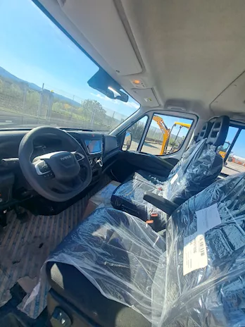 IVECO DAILY DOPPIA CABINA RIBALTABILE TRILATERALE - NUOVO, cassone fisso - Anteprima 5