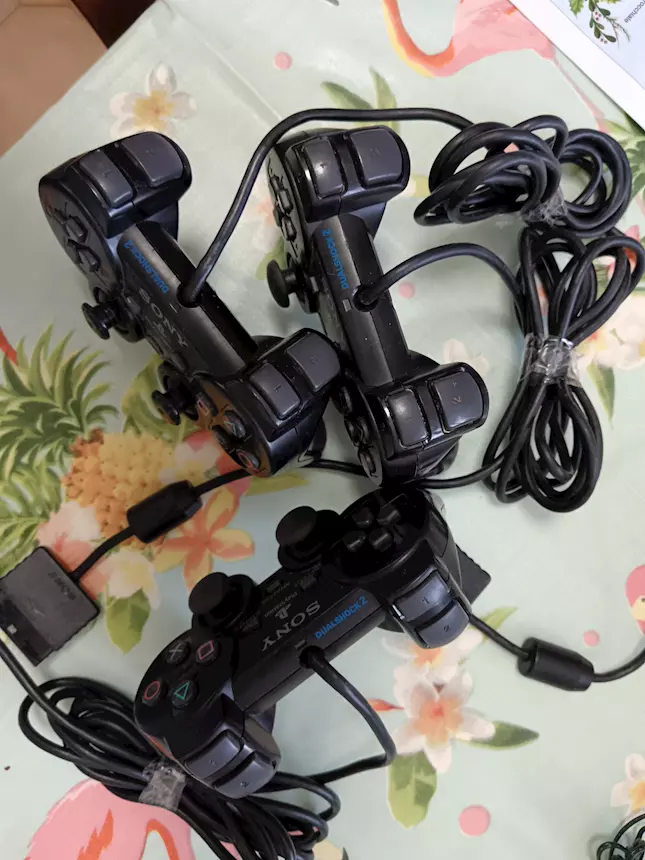 Joystick PS2 originali ultimi rimasti