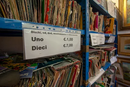 Vasto Assortimento di Dischi in Vinile 33/45 Giri - 24251