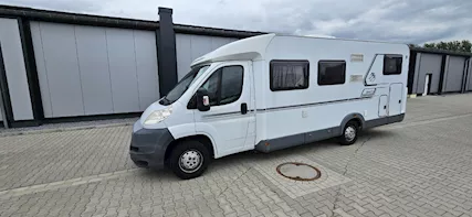 2011 KNAUS Sport TI 700