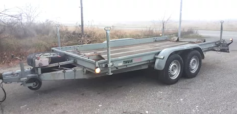 Rimorchio a pianale ribassato Thule ELLEBI F 042 TUP