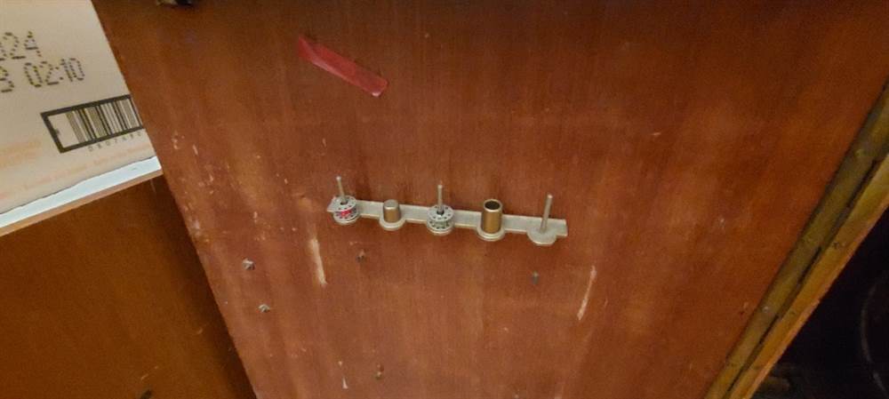 Macchina Cucire ZAISS nel suo mobile, in buone condizioni - Foto 3