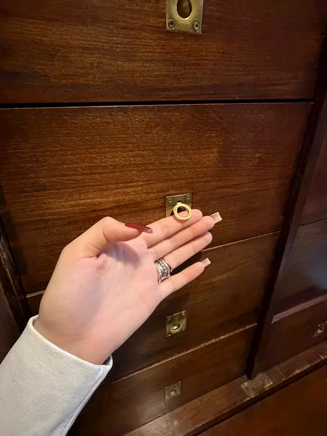 Credenza antica in due corpi con ante a serrande, ottime condizioni - Foto 9