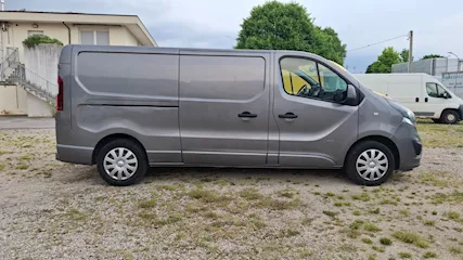 Vivaro Passo Lungo - Anno 2017 - Euro 6 - Full Opt