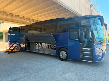 Autobus VDL 61 posti con pedana disabili Anno 2015 Euro 6 - Anteprima 5