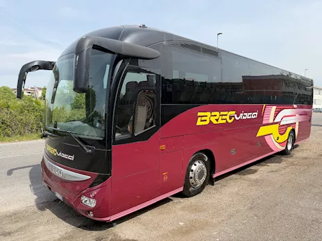 Magelys km 445.000 Marca Iveco Anno 2015 Euro 6, cambio automatico - Anteprima 2