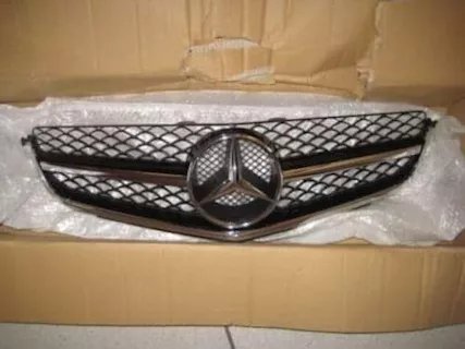 Griglia anteriore Mercedes Classe C W204
