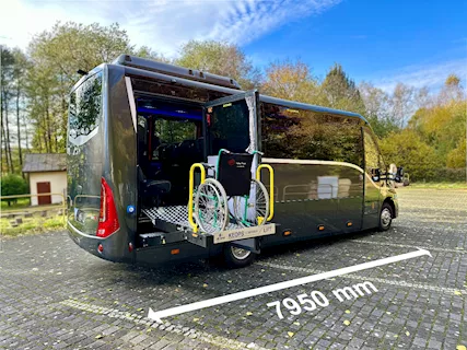 Iveco Cuby 70C 27+1+1 posti con pedana elettrica