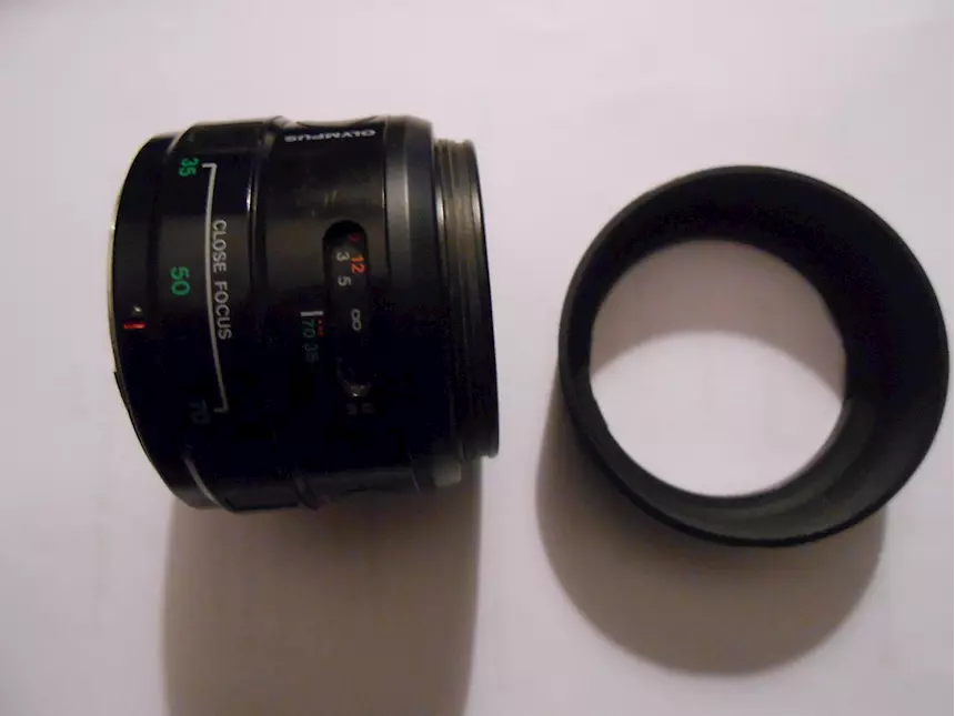 Obiettivo Olympus AF Zoom 35-70 mm 1:3,5-4,5 PF