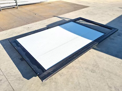 Porta per capannone usata