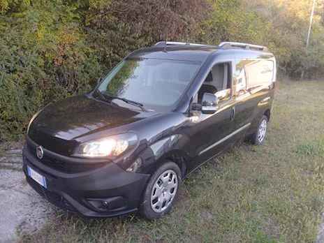 Fiat Modello Doblò metano passo lungo - 3 posti Anno 2019 Km 163000 - Foto 2