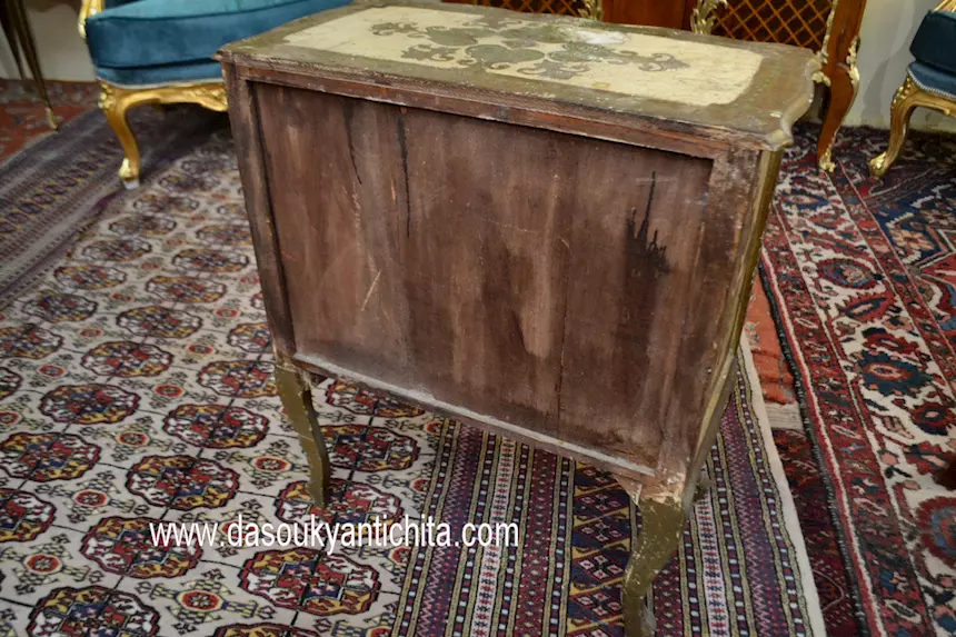 Comodino-mobiletto stile fiorentino metà XX secolo, color crema - Foto 6