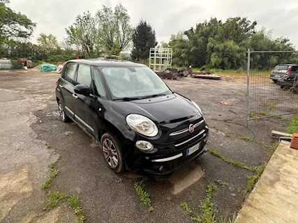 Autovettura FIAT Modello 500L Anno 2018 Km 175000 Diesel - Anteprima 1