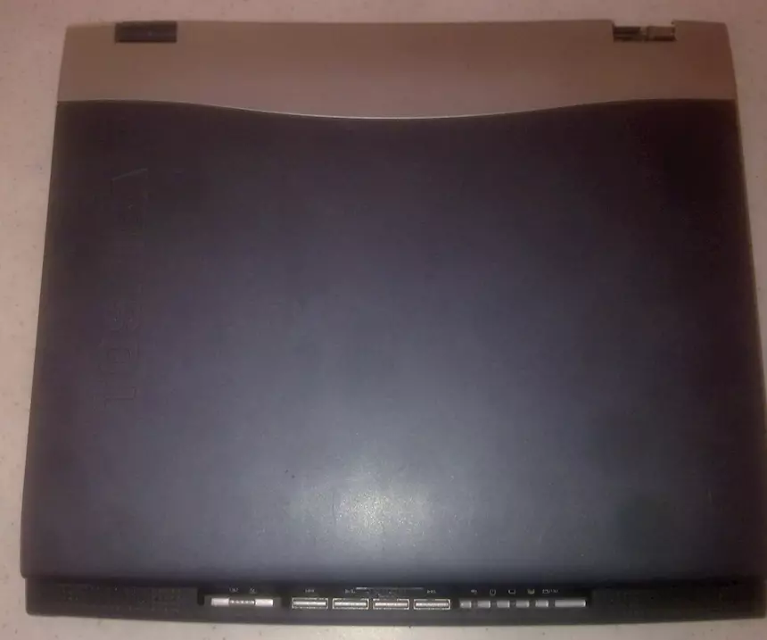 Foto 2 PC Portatile Marca Toshiba S1800-614 per parti ricambio