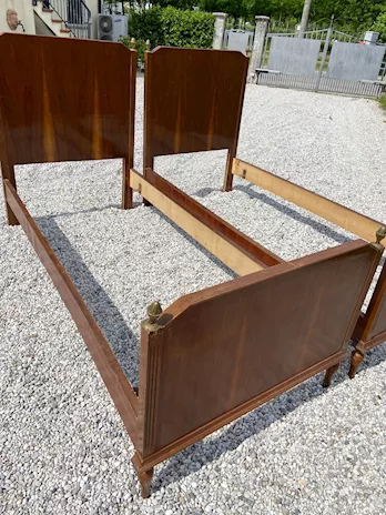 Coppia di letti singoli in stile impero o Luigi XVI