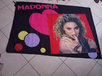 Bandiera Madonna