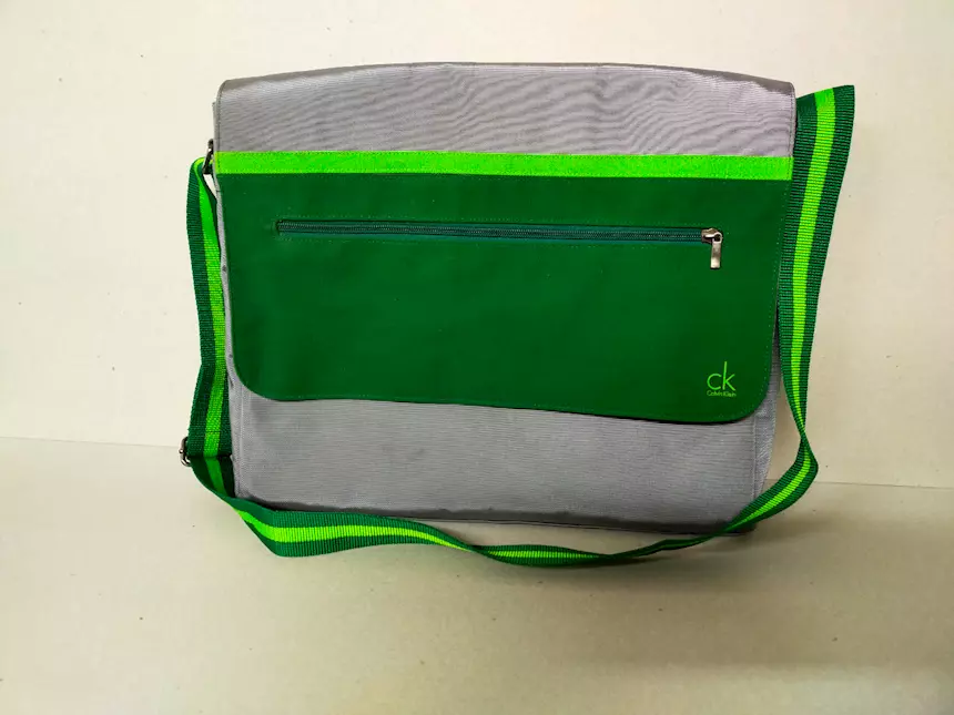 Borsa tracolla porta pc Calvin Klein