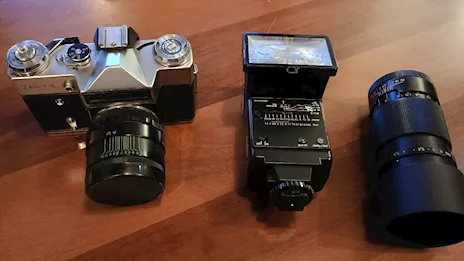 Macchina fotografica analogica Zenit E Made in URSS