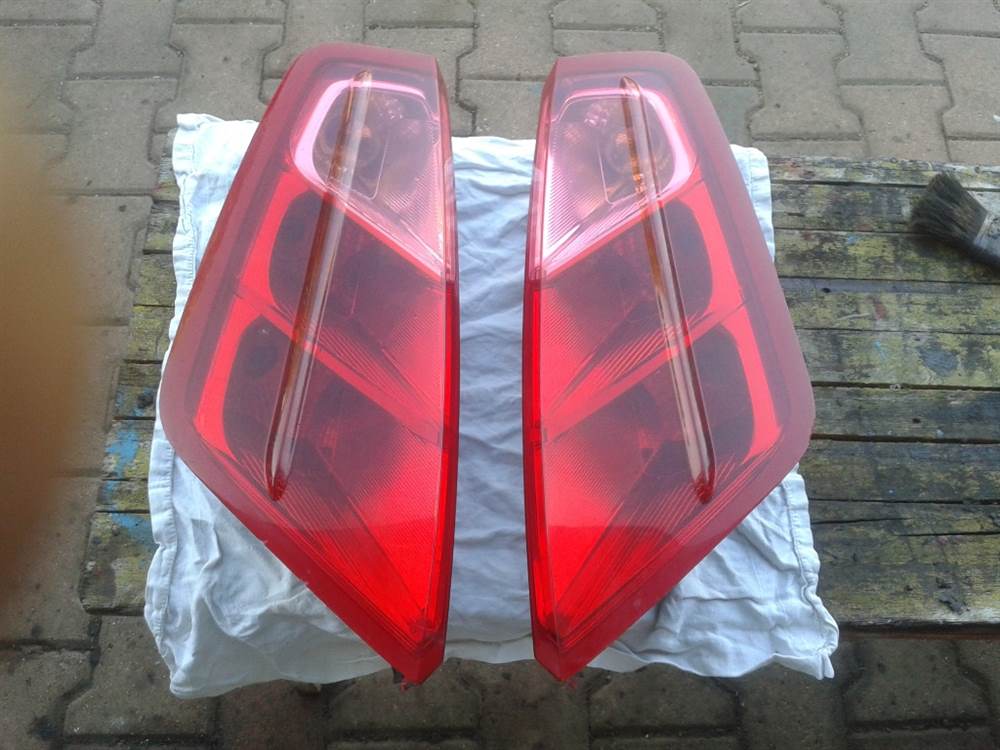 Fiat Grande Punto stop posteriori + scatola sterzo