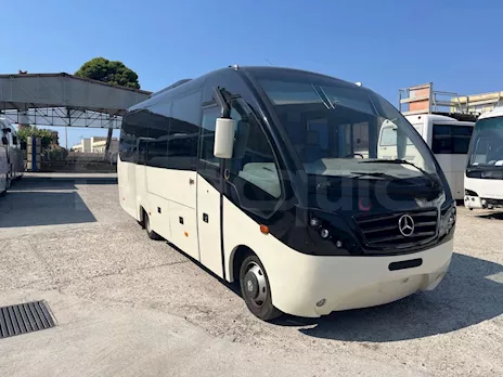 Mercedes-Benz MB 818 S